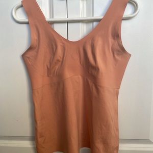 Knox luxe lift tank top